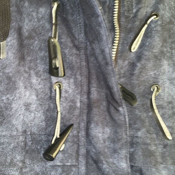 EUC WOMEN’S BEAUTIFUL 686 INFIDRY SNOWBOARD JACKET - Picture 4 of 15